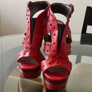 Heeled sandals
